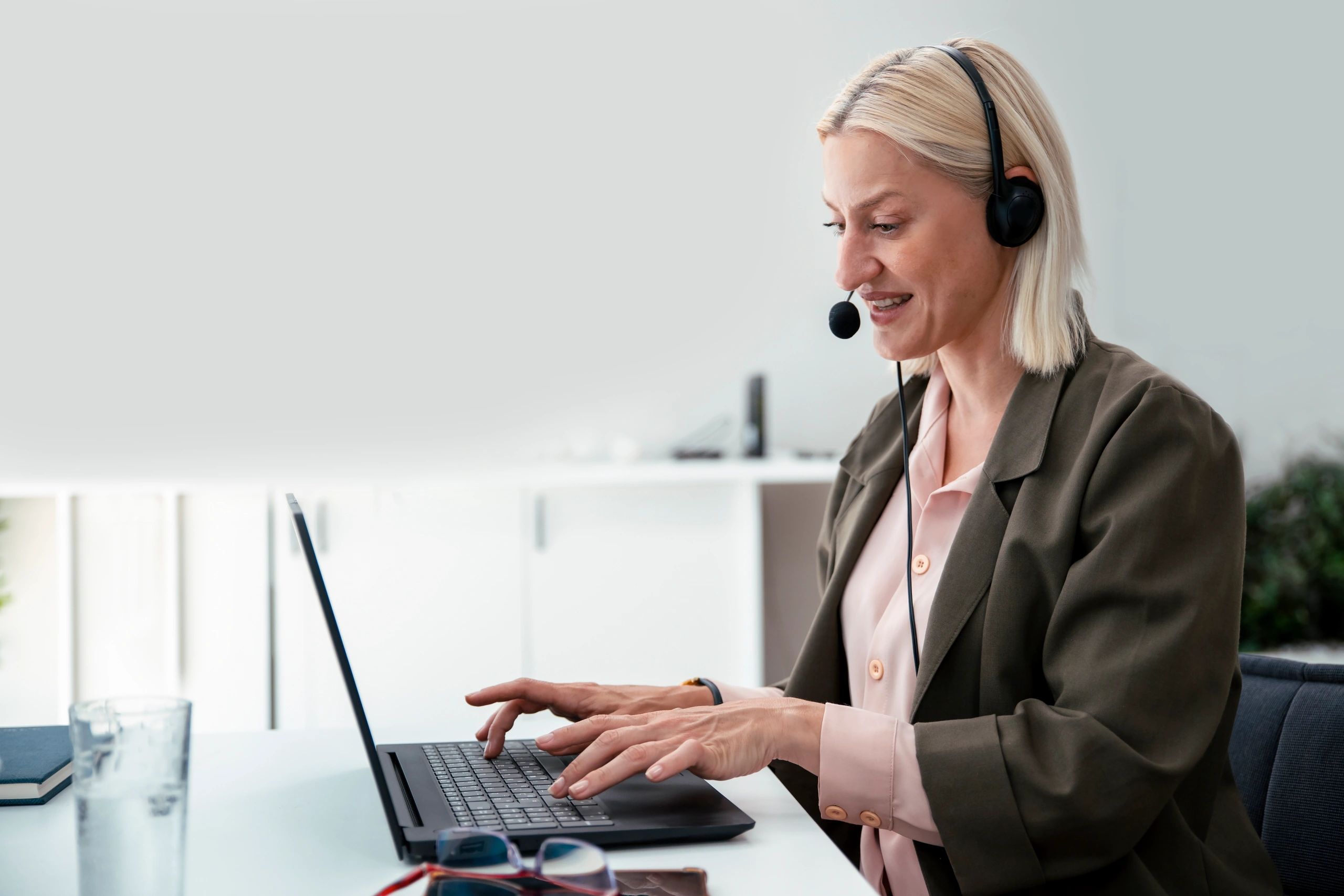 modern financial support contact online